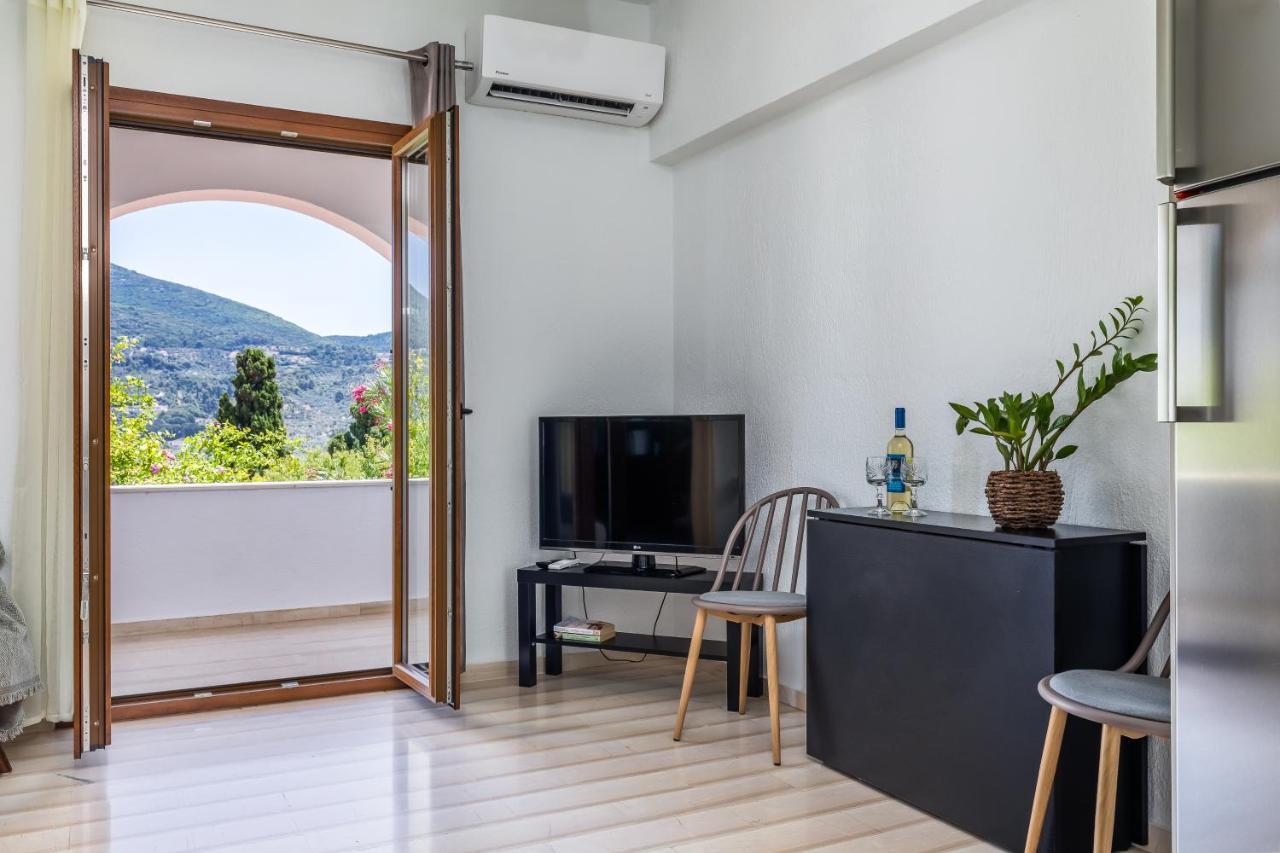 Lina Apartments สโกเปลอสทาวน์ ภายนอก รูปภาพ